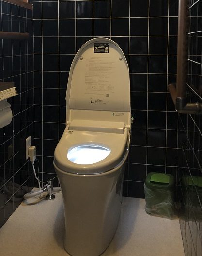 和式トイレ・男性トイレをまとめてLIXIL最新トイレへリフォーム！