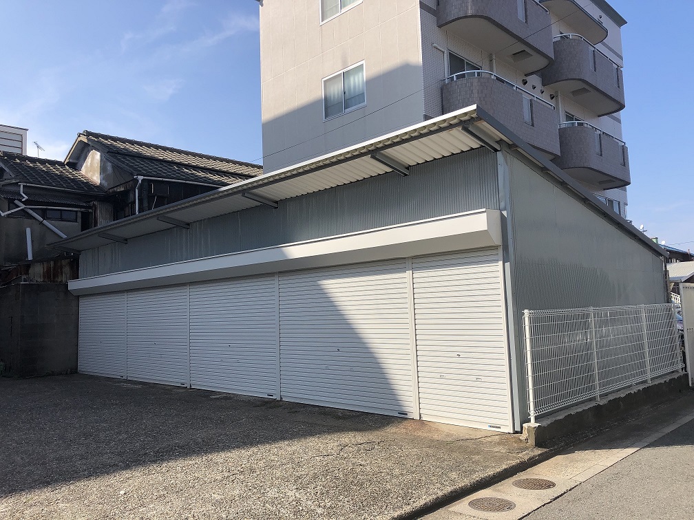 和歌山市内の古くなった車庫・倉庫をリフレッシュ解体！駐車場リフォーム