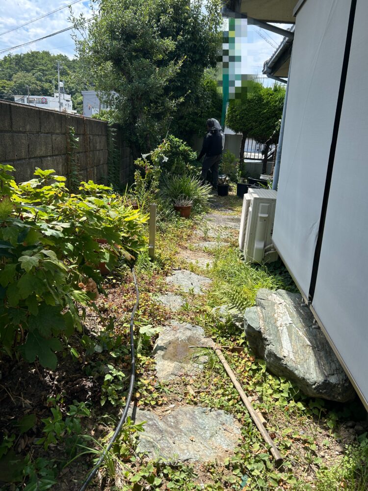 植栽撤去 砂利敷 敷石撤去 植栽撤去 砂利敷 敷石撤去