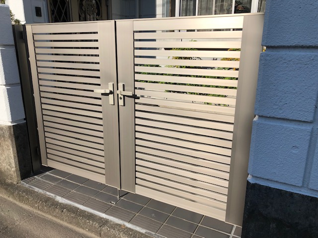 和歌山の台風被害の門扉・テラス屋根復旧リフォーム！